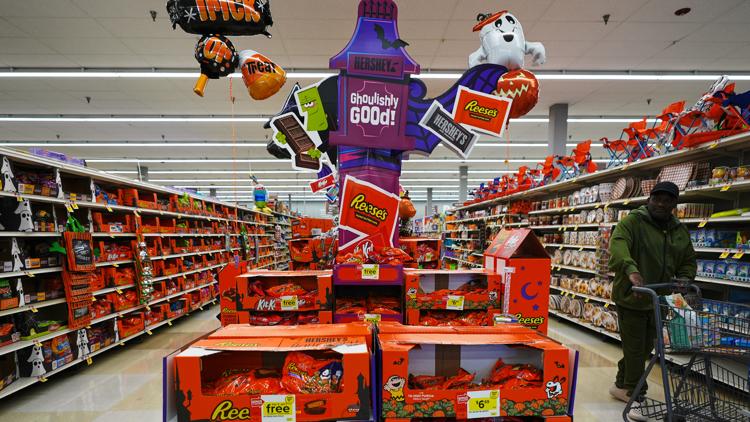 Halloween candy sales are off to a slow start amid high chocolate prices and affordability concerns — First Coast News Life JAX, St. Augustine Community news