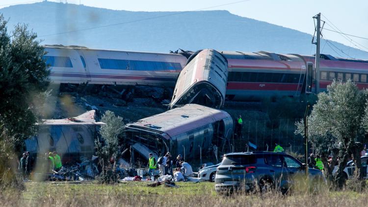 At least 30 killed in crash between 2 trains in Spain, according to media reports — St. Augustine Community news