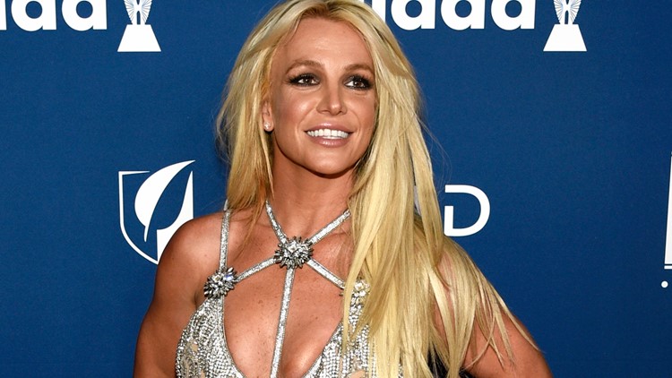 Britney Spears visits Dollywood for the first time — First Coast News Entertainment JAX, St. Augustine Arts news