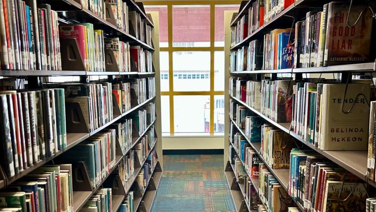Live outside San Antonio? Library users are getting notices about $30 fee taking effect this month — KENS 5 (San Antonio)