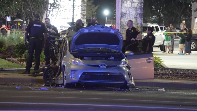 Driver killed in crash after trying to maneuver between cars, Houston police say — KHOU 11 (Houston), St. Augustine Health news