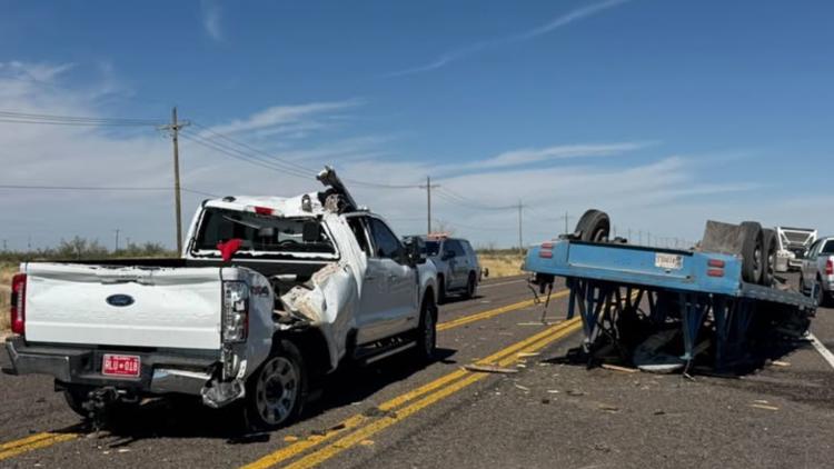 Single-vehicle crash closes intersection of State Highway 18 and County Road 306 in Winkler County — NewsWest 9 (Permian Basin), St. Augustine Community news