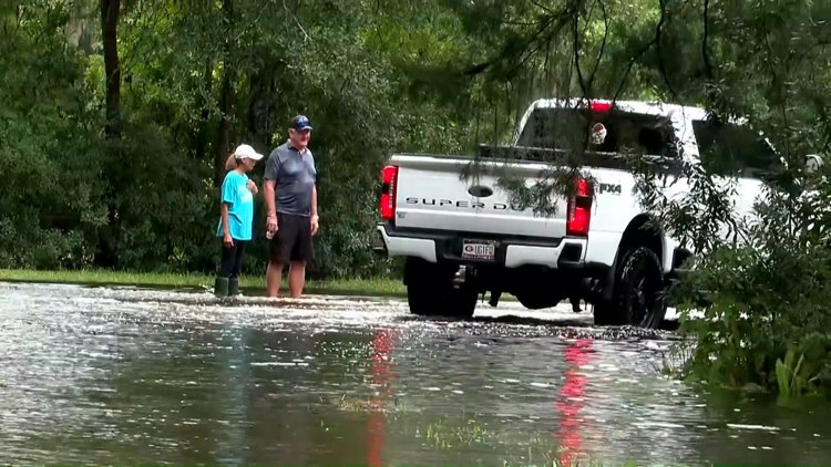 St. Johns County neighborhood floods after heavy rainfall from nor'easter — First Coast News Local