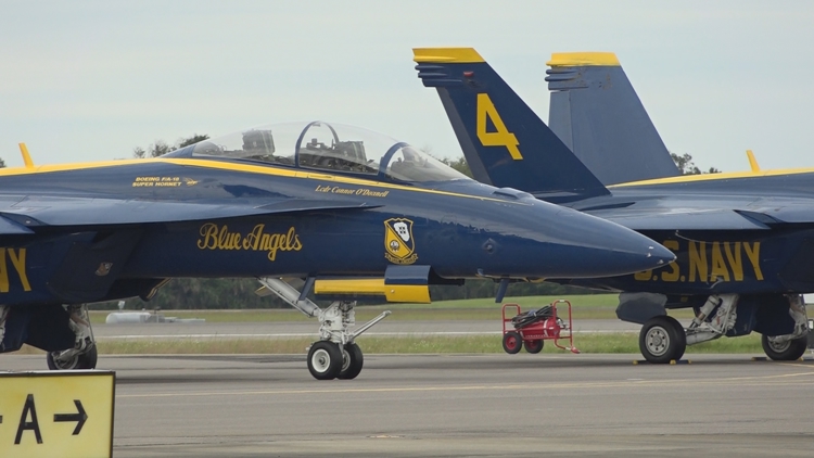 Thousands gather at NAS Jax Air Show to honor military and celebrate aviation — First Coast News Local, St. Augustine Community news
