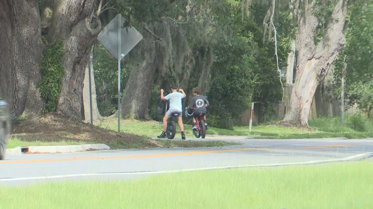 Jacksonville city council member introduces bill to regulate e-bikes — First Coast News Local